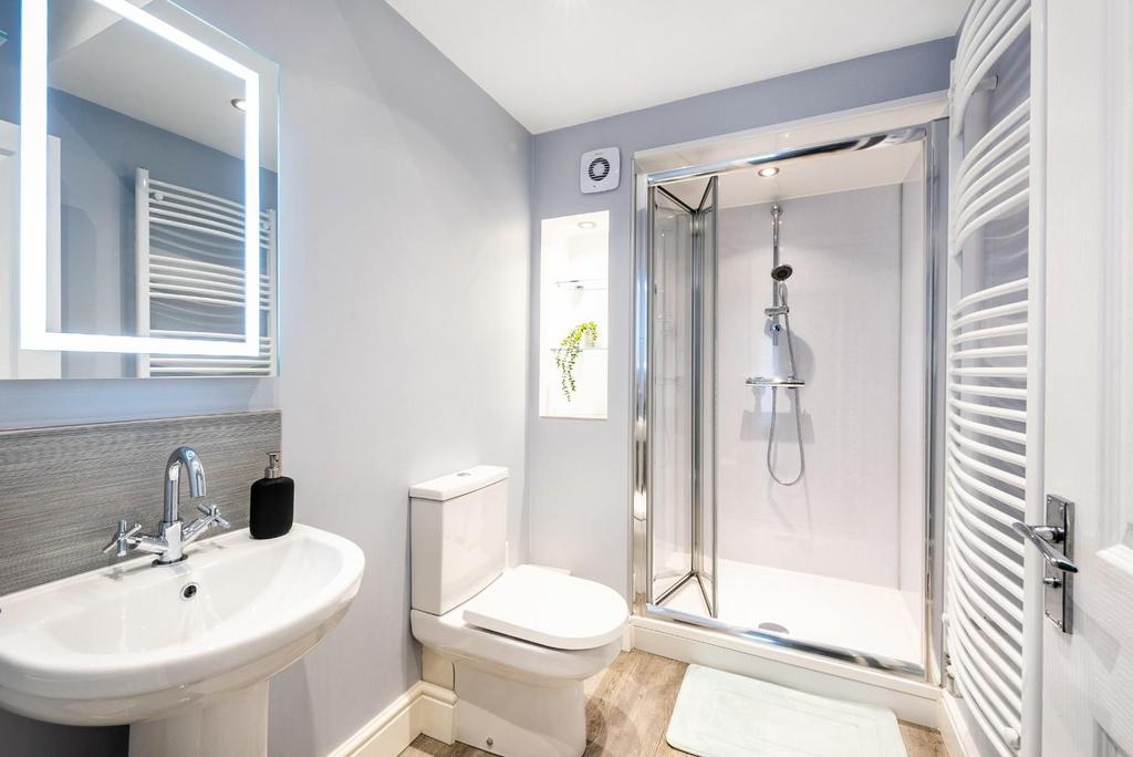 Flat 1, 2 Victoria Terrace, Bath, BA2 3 QZ-6.jpg
