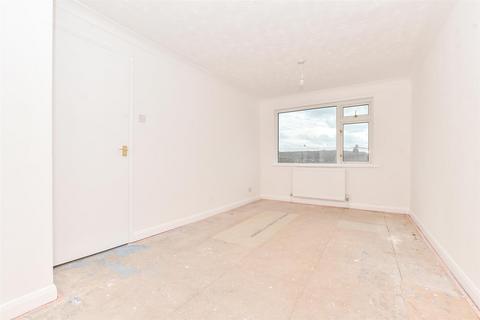 2 bedroom flat for sale, Astley Avenue, Dover, Kent