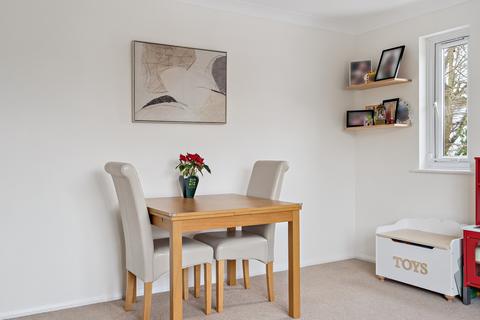 2 bedroom apartment for sale, Granville Place, Elm Park Road, Pinner HA5