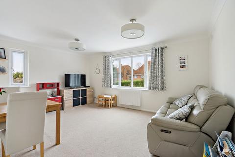 2 bedroom apartment for sale, Granville Place, Elm Park Road, Pinner HA5
