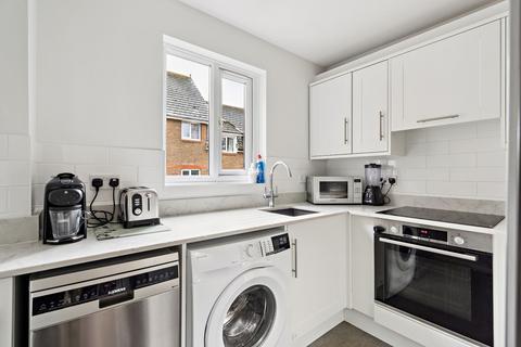2 bedroom apartment for sale, Granville Place, Elm Park Road, Pinner HA5
