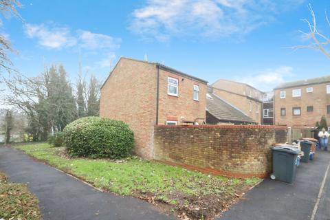 2 bedroom flat for sale, Baron Court, Stevenage