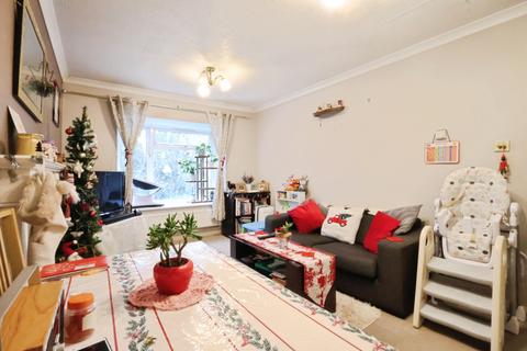 2 bedroom flat for sale, Baron Court, Stevenage