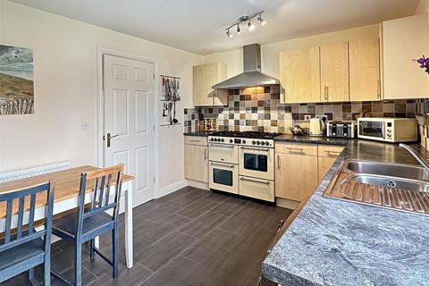 3 bedroom semi-detached house for sale, Dunmowe Way, Fulbourn CB21