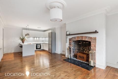 3 bedroom apartment to rent, Lordship Park, London, N16