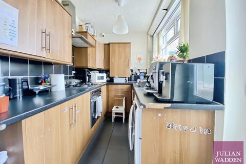 2 bedroom terraced house to rent, Bragenham Street, Gorton, Greater Manchester, M18