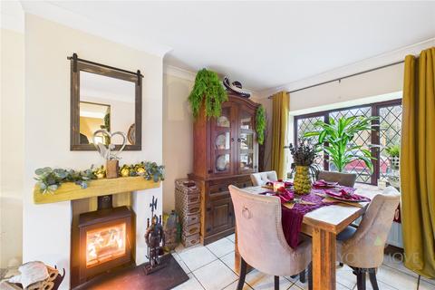 3 bedroom terraced house for sale, Clock Tower Court, Northampton NN3