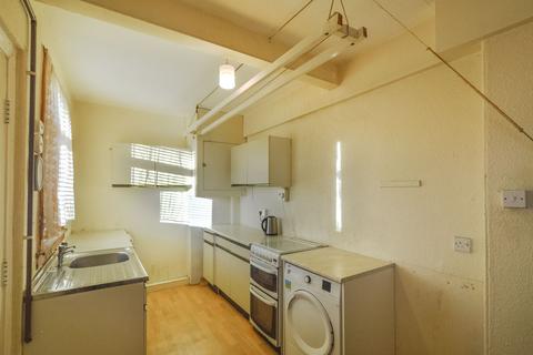 3 bedroom semi-detached house for sale, 51 Howden Avenue, Kilwinning, KA13 7AN