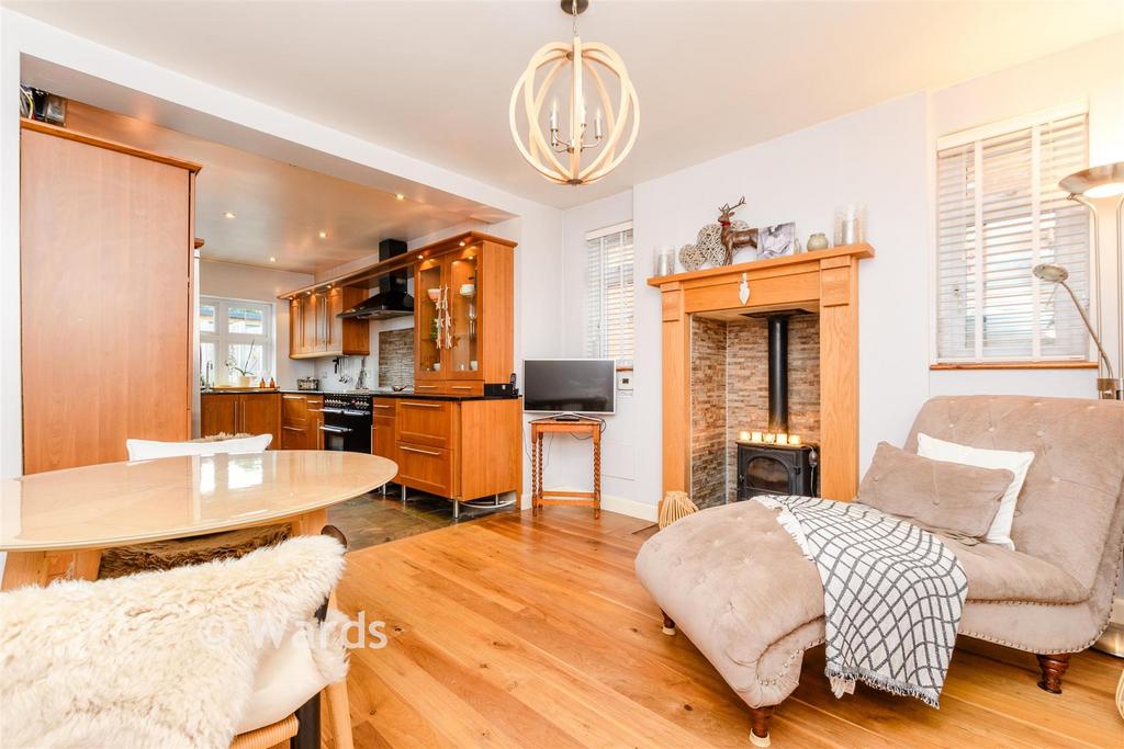 Kitchen/Breakfast Area