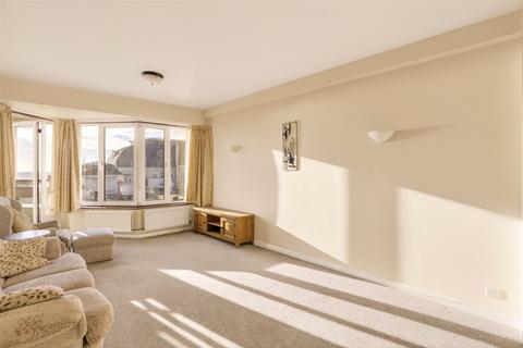 2 bedroom flat for sale, Marine Parade, Worthing, West Sussex, BN11