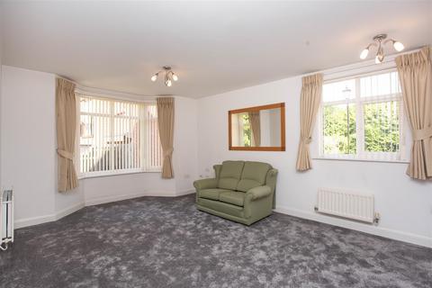 2 bedroom flat to rent, Chepstow Place, Sutton Coldfield B74