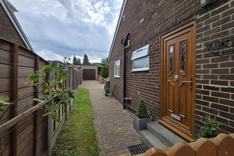 4 bedroom semi-detached bungalow for sale, Elmroyd, Rothwell LS26