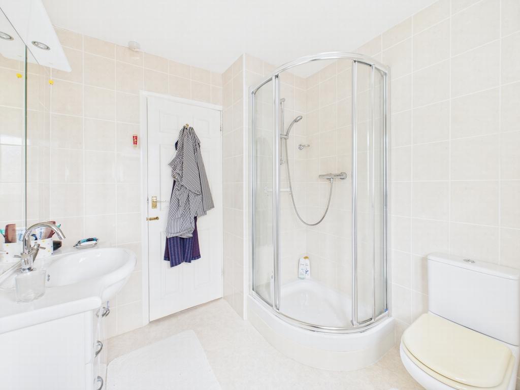 En Suite Shower Room