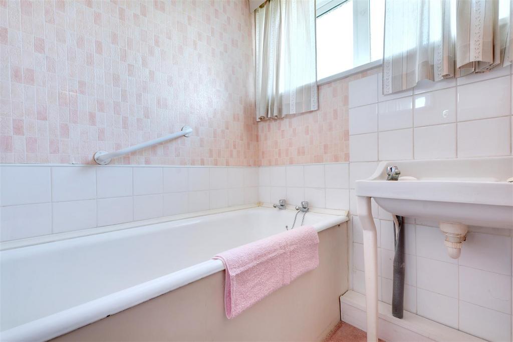 Bathrooom.jpeg