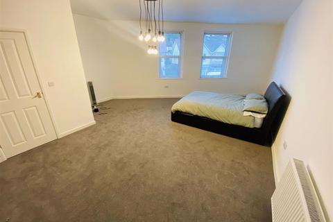 undefined, St. Johns Lane, Bristol, BS3
