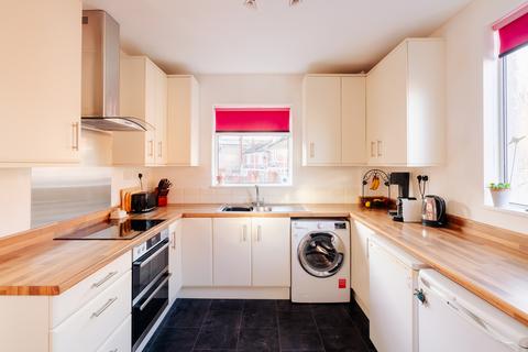 2 bedroom end of terrace house for sale, knowle, Bristol BS4