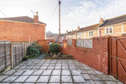 2 bedroom end of terrace house for sale, knowle, Bristol BS4
