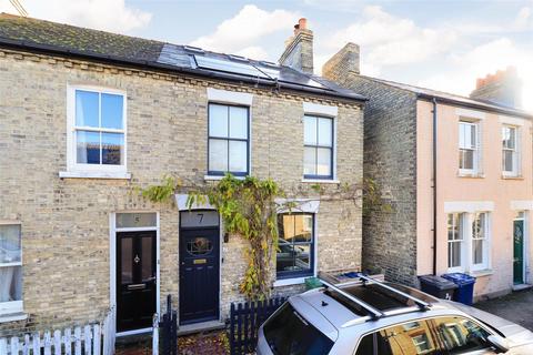 3 bedroom semi-detached house for sale - Cyprus Road, Cambridge CB1