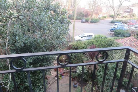 1 bedroom apartment to rent, Abbeyfield Road, Surrey Quays SE16