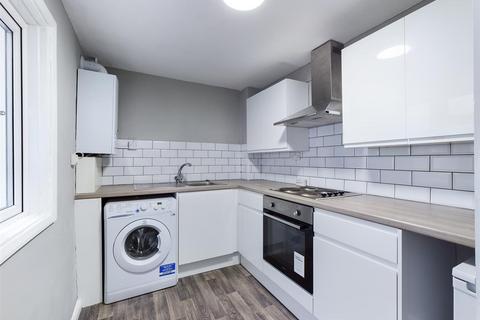 2 bedroom flat to rent, Broad Street, Brighton