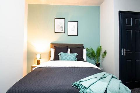 1 bedroom in a house share to rent, Westbury Mount (Room 2), West Yorkshire LS10
