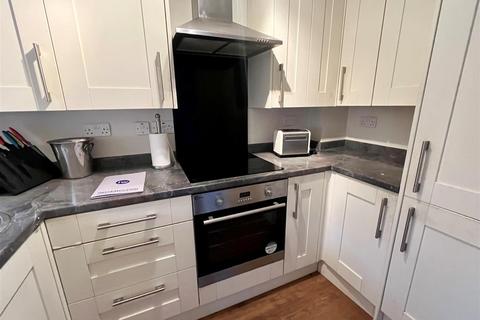 2 bedroom terraced house for sale, Parishes Mead, Stevenage