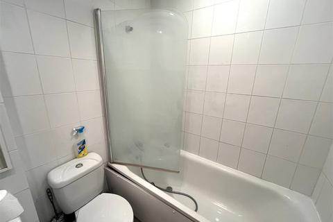 2 bedroom terraced house for sale, Parishes Mead, Stevenage
