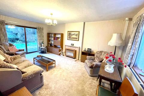 3 bedroom bungalow for sale, Nelson Close, Rayleigh, Essex, SS6