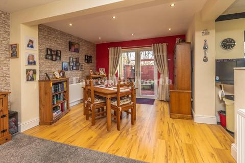 2 bedroom bungalow for sale, Cotswold Road, Blackpool FY2