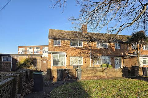 3 bedroom end of terrace house for sale, Middle Park Way, Havant, Hampshire, PO9