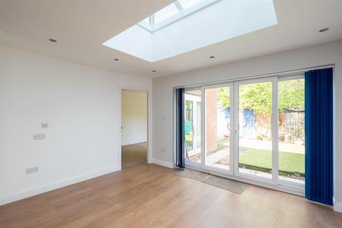 4 bedroom semi-detached house for sale, Woodside Avenue, Heworth, York YO31 0QS