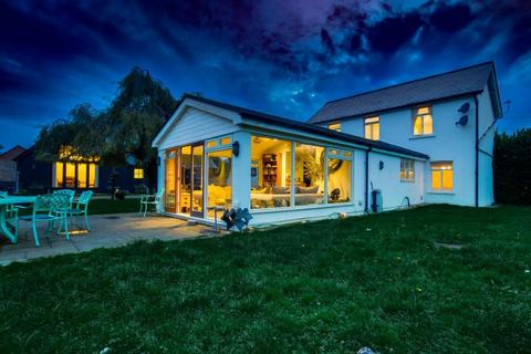 4 bedroom house for sale, Wrotham Road, Meopham DA13