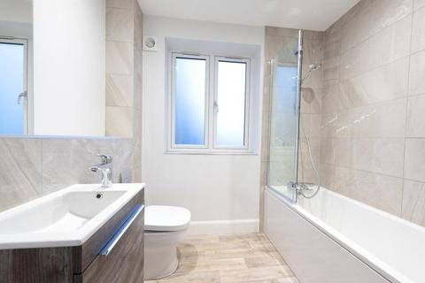 1 bedroom apartment to rent, Old Queens Arms, Ewshot GU10