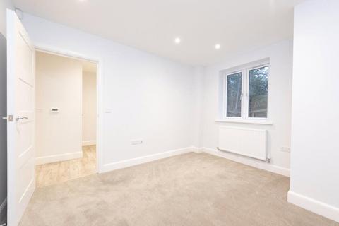 1 bedroom apartment to rent, Old Queens Arms, Ewshot GU10