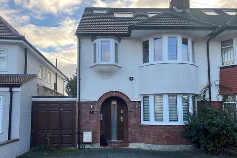 undefined, Rowantree Road, London N21