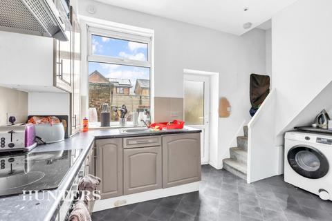 3 bedroom terraced house for sale, County Street, Hollinwood, Oldham