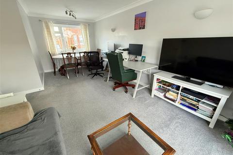2 bedroom apartment for sale, Falstaff Court, Guild Street, Stratford-Upon-Avon