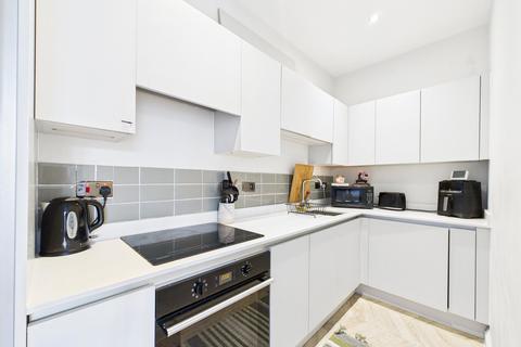 1 bedroom apartment for sale, Somerford Road, Christchurch, Dorset, BH23