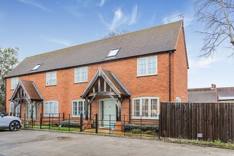 2 bedroom semi-detached house for sale, High Street, Benson, OX10
