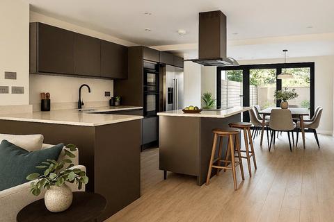 undefined, Newstead Close, Surrey GU7