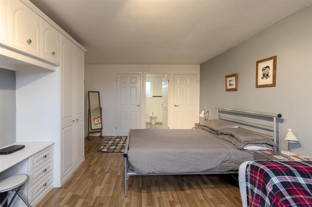 8 Sargent Avenue 29.jpg
