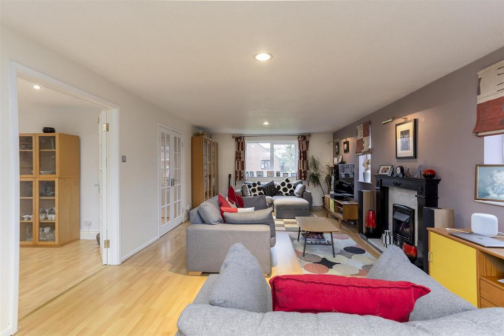 8 Sargent Avenue 25.jpg