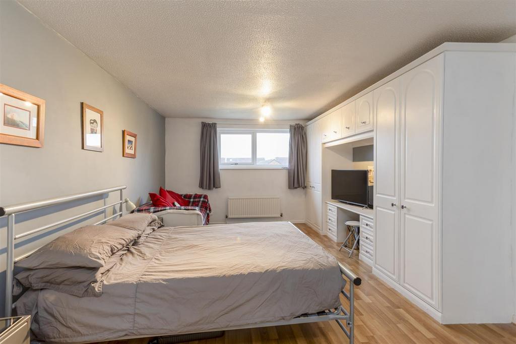 8 Sargent Avenue 28.jpg