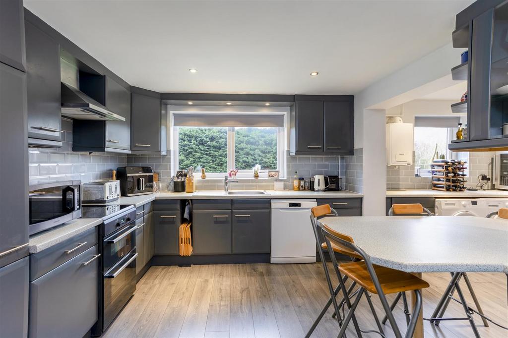 8 Sargent Avenue 12.jpg