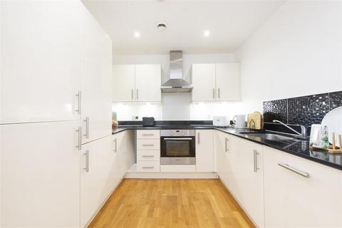 2 bedroom apartment for sale, Zenith Close, London