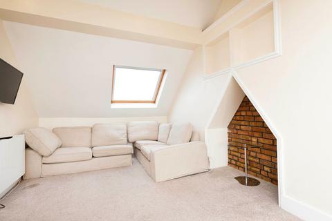 1 bedroom apartment to rent, Hendon Way, London NW2