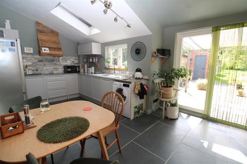 2 bedroom terraced house for sale, Meadow Lane, Bury St. Edmunds IP31