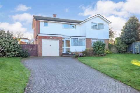 Widgeon Way, Horsham