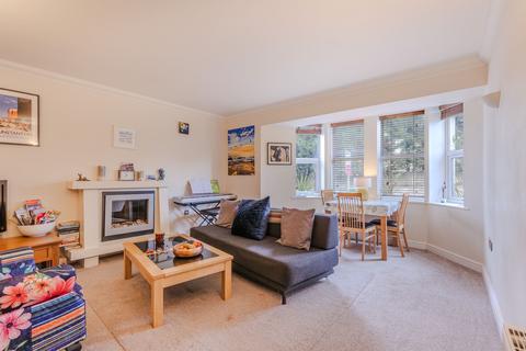 2 bedroom flat for sale - Ground Floor Apartment in Hunstanton
