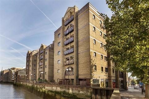 2 bedroom flat to rent, Mill Street, London SE1